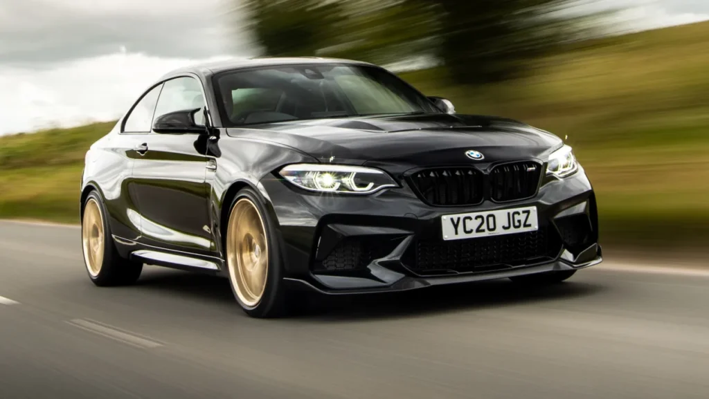 दुनिया की टॉप 5 सबसे अच्छी कारें 2026