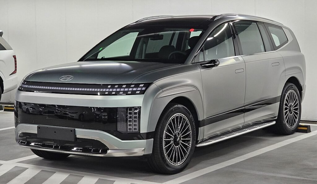 दुनिया की टॉप 5 सबसे अच्छी कारें 2026